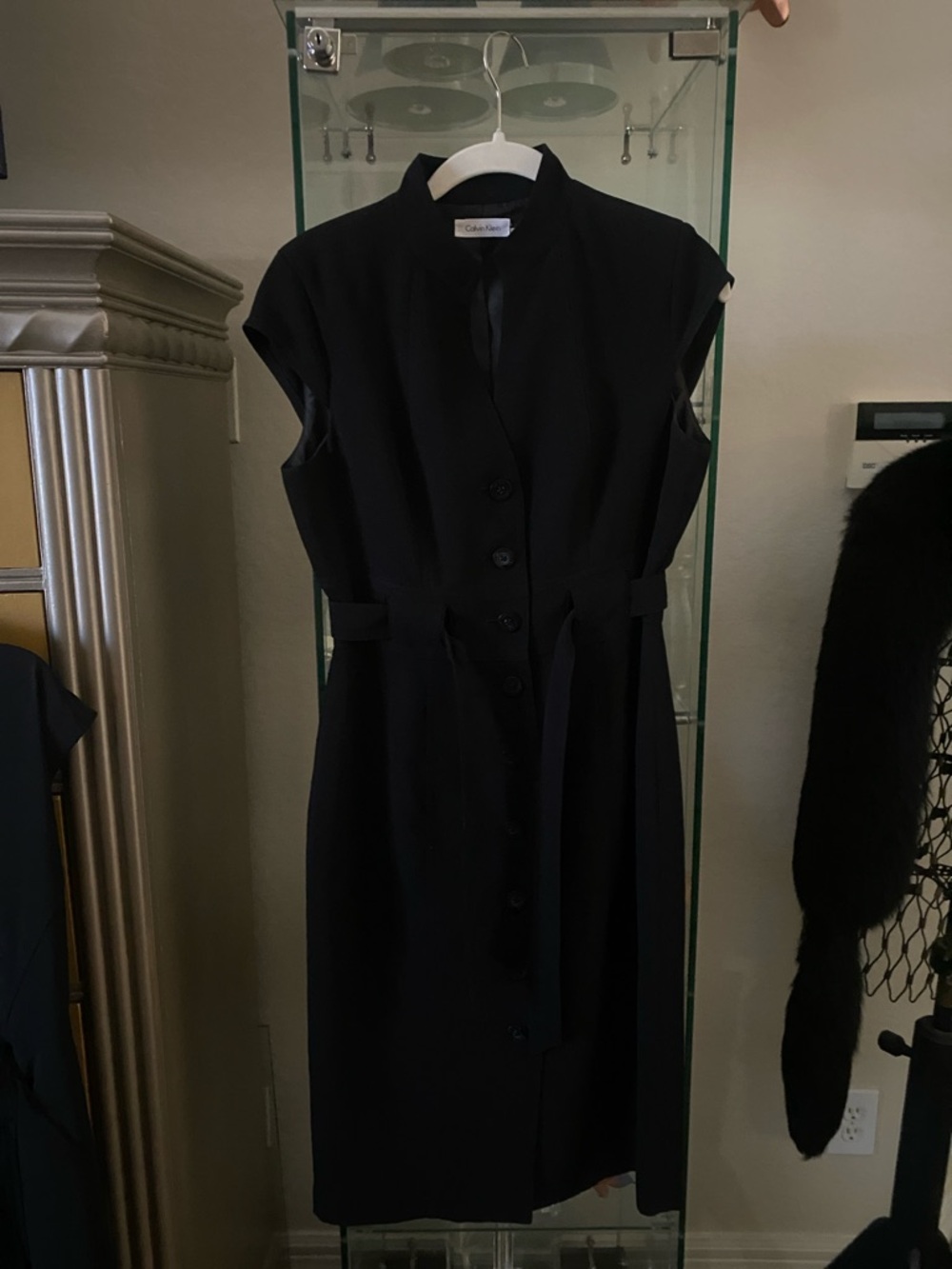 SEXY Calvin Klein Black Cap-Sleeve Button Midi Dress with Waist Tie